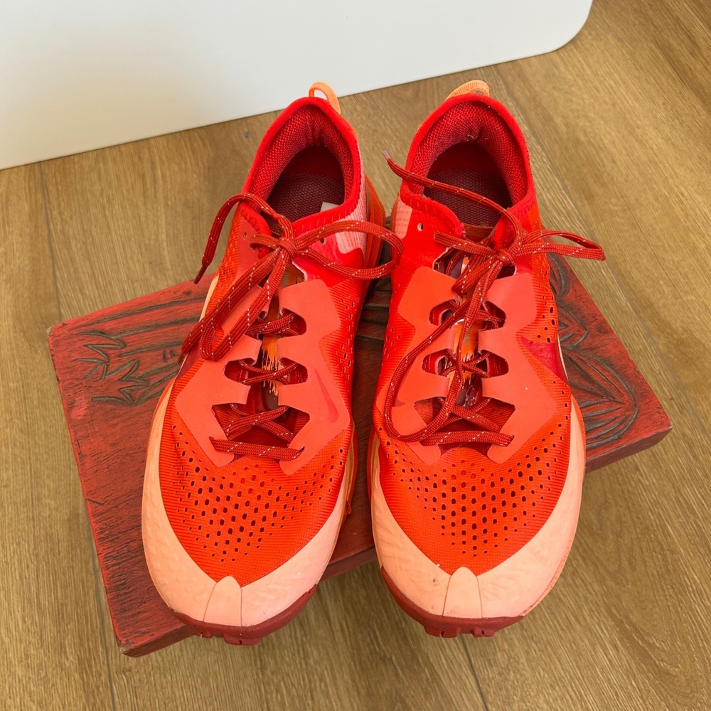 Nike Air Zoom Terra Kiger 7 Red Orange Trail Running Shoes Women Sz 8.5 Hiking - Picture 11 of 11